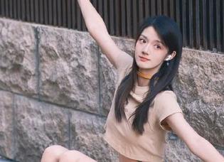 别犹豫了，来91今日吃瓜，首页的果皮都在免费奉送呢！