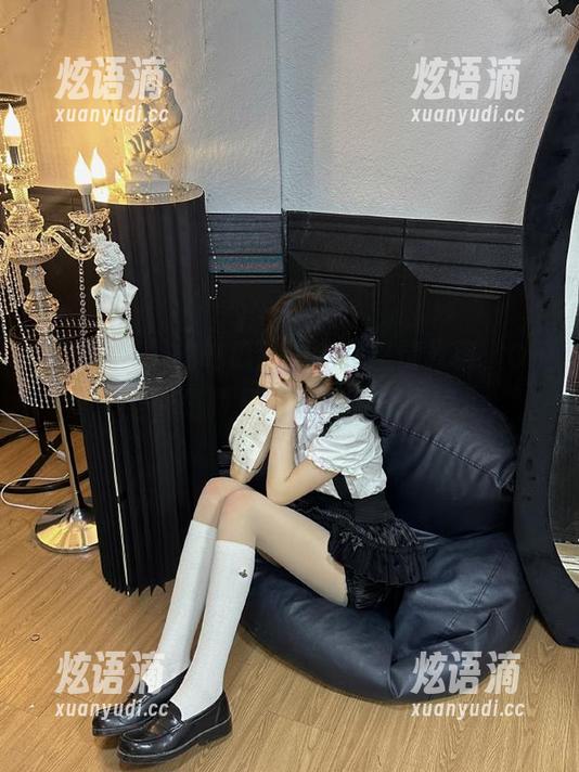 92吃瓜发布甜蜜爱情故事，Oh不是，是两只熊猫的追爱历程。