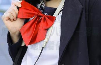 你们感觉www.51cg1.com的导航像不像个老八婆，一路喋喋不休地跟着你？