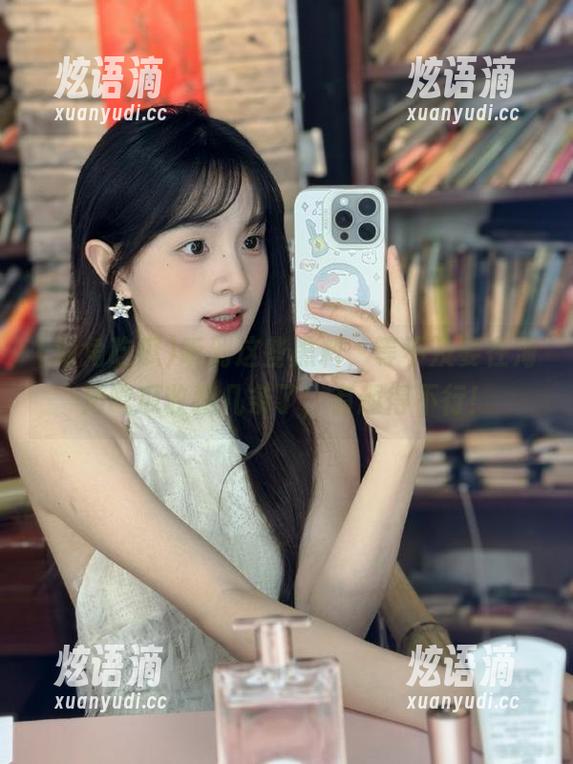 听到这些黑料，等不及要在海角吃瓜收藏几条了，有趣得不行！