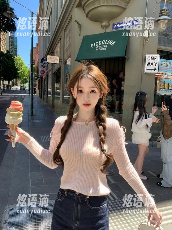 “万里长征黑料不打烊”的网页介绍，保证让你在八卦天地里迷失方向！