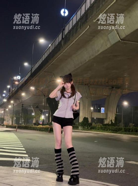 在黑料不打烊zzzttso苹果版上，首页导航的一小步，吃瓜的一大步！