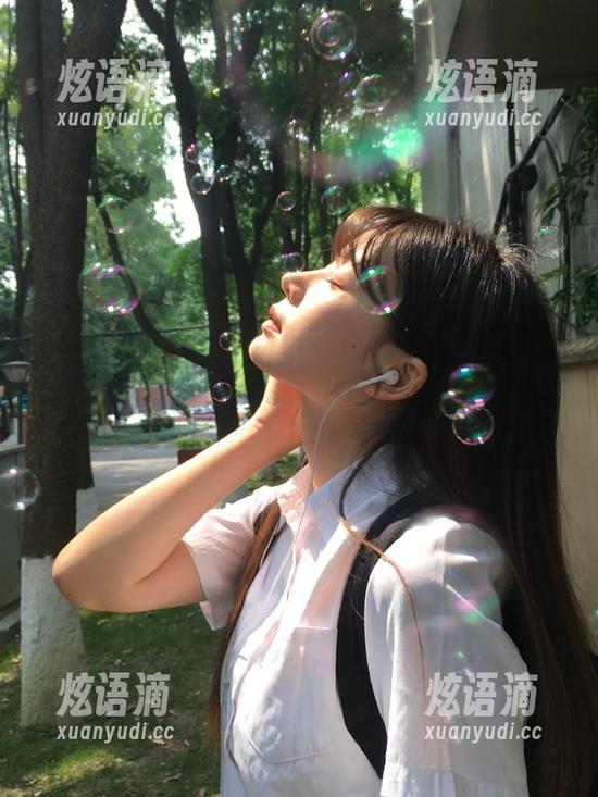 别走开，黑料社发布了些在线隐秘，看着都觉得尴尬啊！