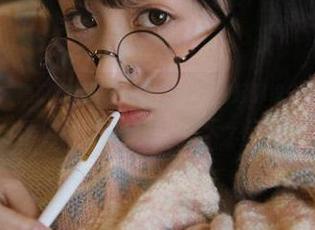 “黑瓜吃料”里的链接让我想起那堆未解之迷，七嘴八舌的讨论就像炙热的夏天一样嘈杂。